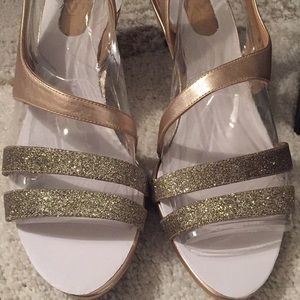 NEW Naturalizer Taimi Gold Pearl Glitter 12W